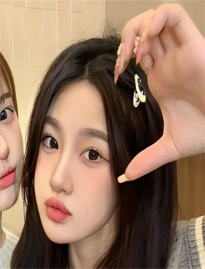 17岁高清在线完整版观看_天天看片免费高清观看_狠狠亚洲视频